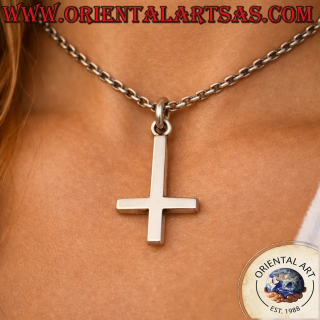Ciondolo croce di san Pietro capovolta in argento 925 lucido e spesso – Altezza 30 mm – 2,2 gr