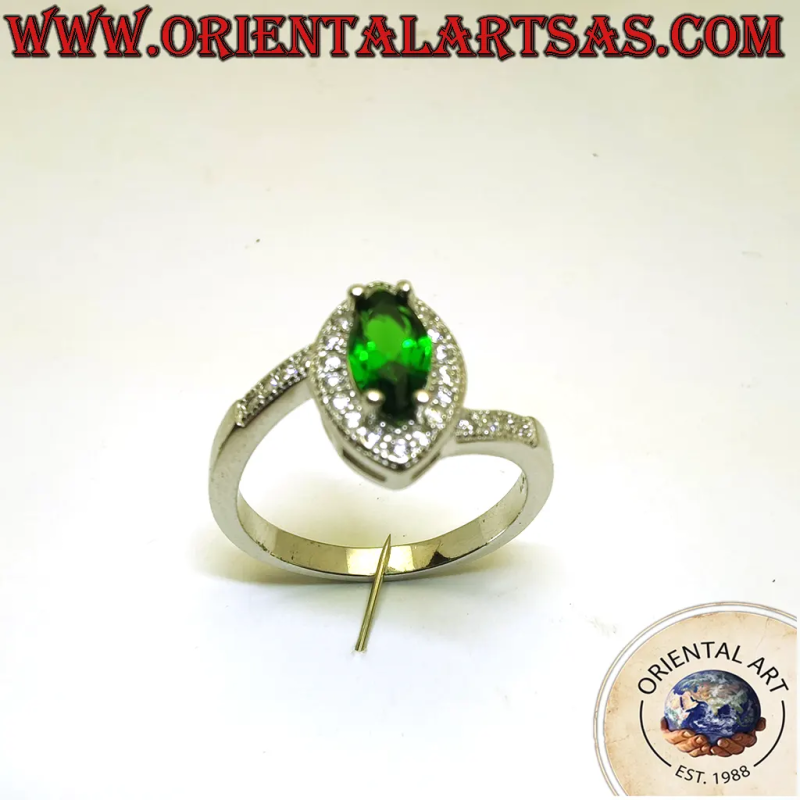 Asymmetrischer 925 Silberring Smaragd Navette	Oriental Art