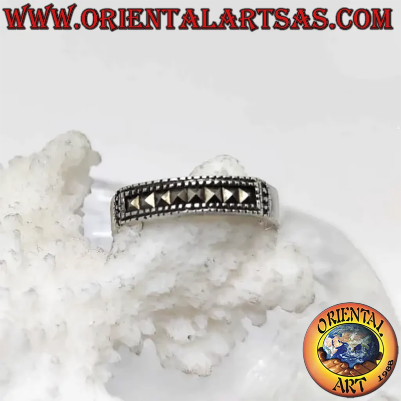 925 silver band ring 8 square marcasites frame 4mm 3.4g