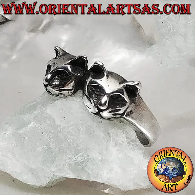 Bague en argent 925 ornée d'une paire de chats à têtes côte à côte