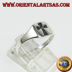 Bague croix gravée