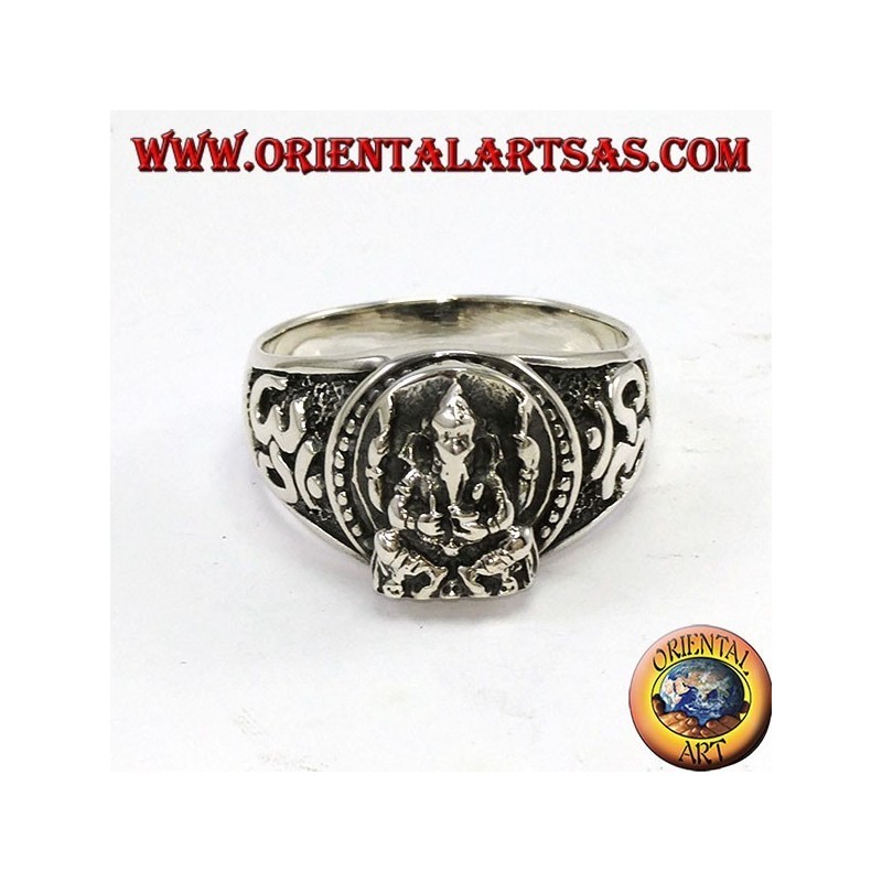 Anillo de plata con Ganesha y Oṃ (ॐ)