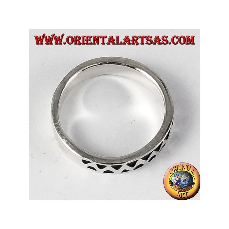 Anello in argento fedina,intagliata zig zag