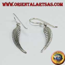 Pendiente de plata, pluma