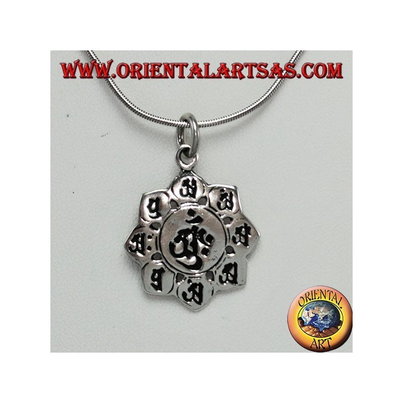 Pendentif en argent 925, om dans la fleur de lotus avec le symbole de huit à capuchon