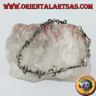Bracciale in argento con 12 cobra 