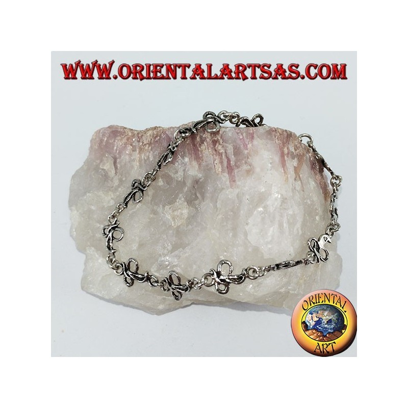 Bracciale in argento con 12 cobra 