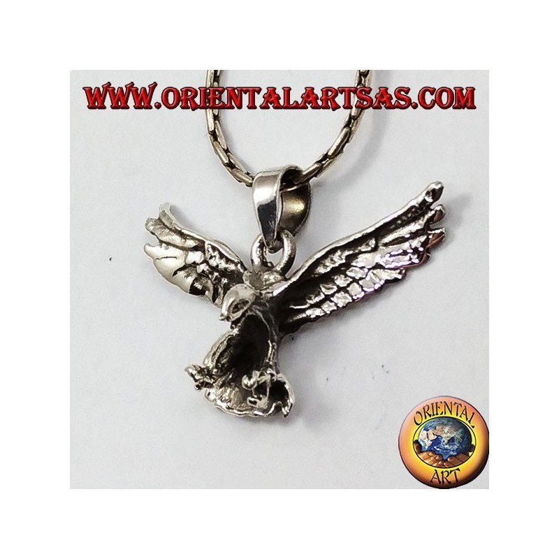 Silver eagle pendant