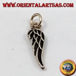 Silver pendant wing