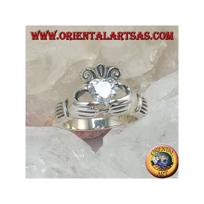 Bague Claddagh avec zircon