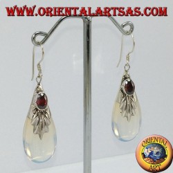 Pendientes de plata con ópalo de mar y granate