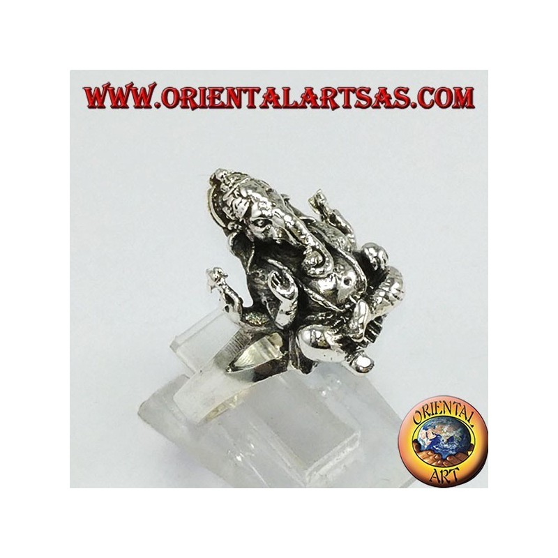 Silver ring with Ganesha and Oṃ (ॐ)