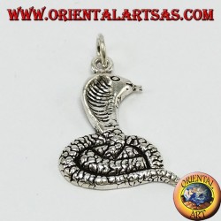 Colgante de plata, cobra saliendo de la lengua