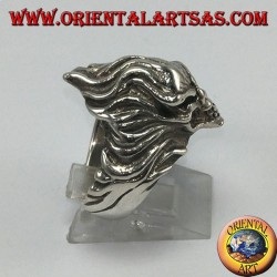 Silver ring, super fast skull