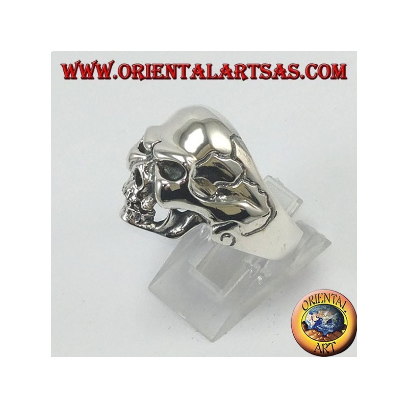 Bague en argent, crâne dur