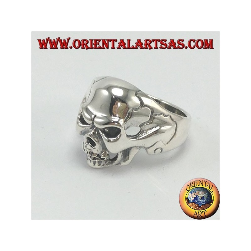 Bague en argent, crâne dur