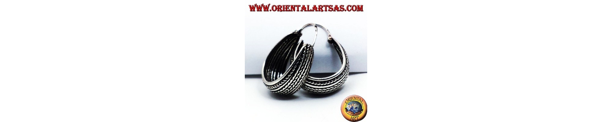 Orecchini a cerchio lavorati in argento 925‰
